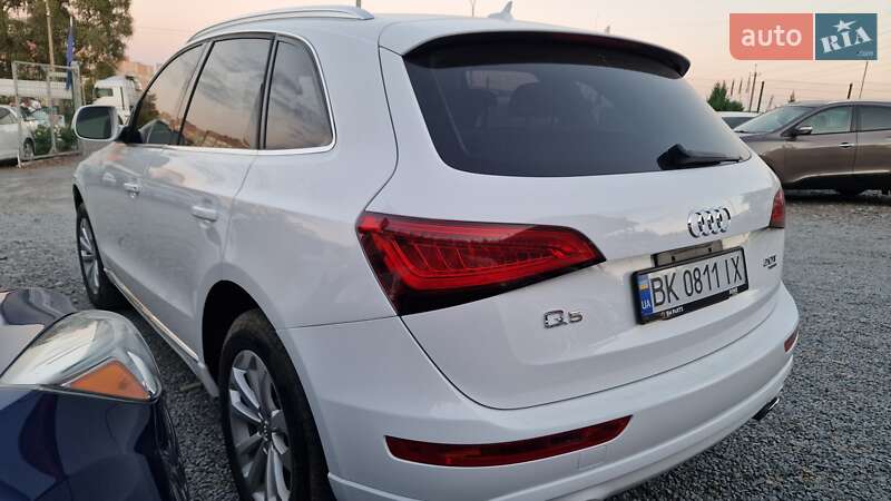 Внедорожник / Кроссовер Audi Q5 2013 в Ровно