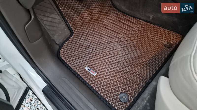 Внедорожник / Кроссовер Audi Q5 2013 в Ровно