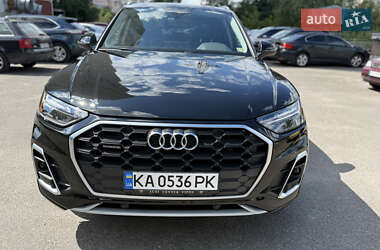 Внедорожник / Кроссовер Audi Q5 2021 в 