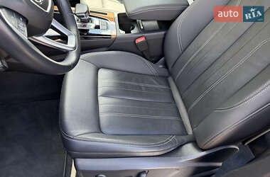 Внедорожник / Кроссовер Audi Q5 2021 в 