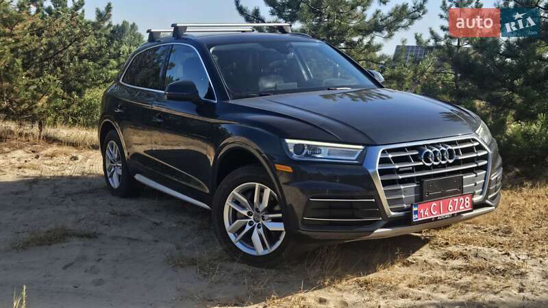 Внедорожник / Кроссовер Audi Q5 2020 в 