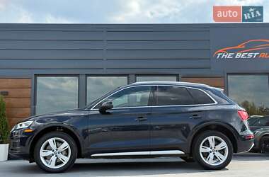 Внедорожник / Кроссовер Audi Q5 2018 в 