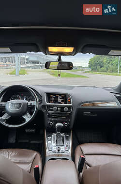 Внедорожник / Кроссовер Audi Q5 2016 в 