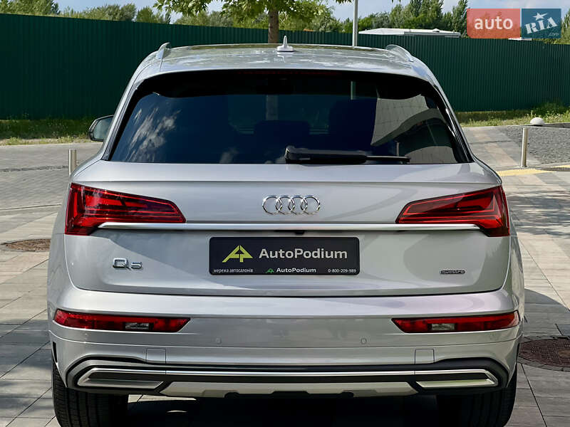 Внедорожник / Кроссовер Audi Q5 2022 в Киеве