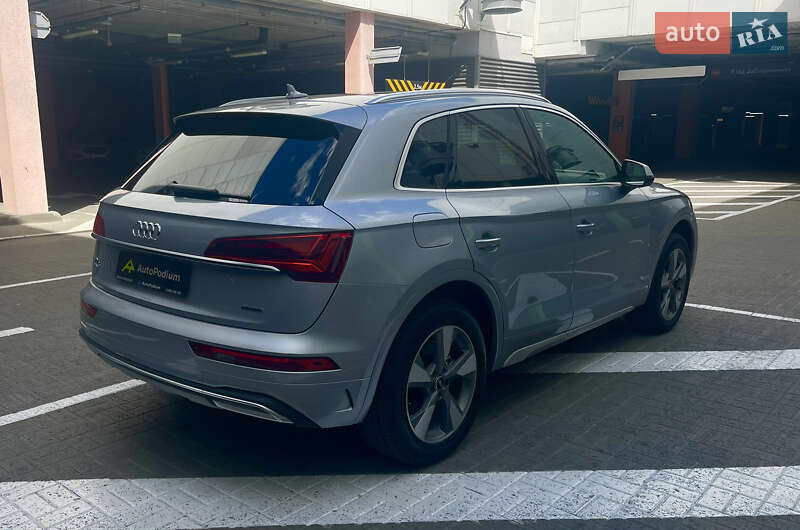 Внедорожник / Кроссовер Audi Q5 2022 в Киеве