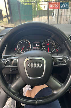 Внедорожник / Кроссовер Audi Q5 2011 в 