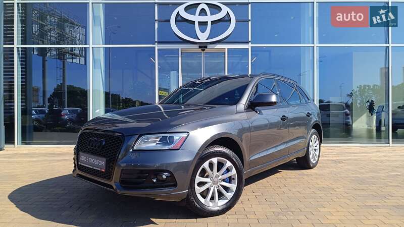 Внедорожник / Кроссовер Audi Q5 2015 в 