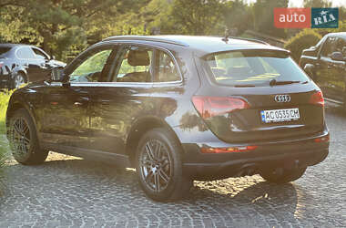 Внедорожник / Кроссовер Audi Q5 2011 в 