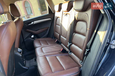 Внедорожник / Кроссовер Audi Q5 2011 в 