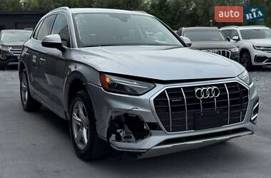 Внедорожник / Кроссовер Audi Q5 2021 в 