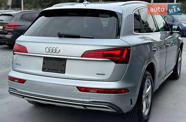 Внедорожник / Кроссовер Audi Q5 2021 в 
