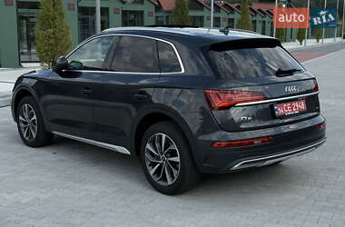 Внедорожник / Кроссовер Audi Q5 2021 в 