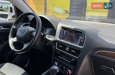 Внедорожник / Кроссовер Audi Q5 2015 в 