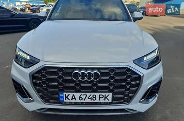 Внедорожник / Кроссовер Audi Q5 2021 в Киеве