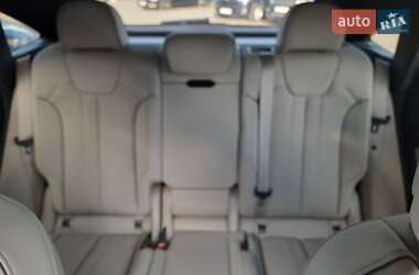 Внедорожник / Кроссовер Audi Q5 2021 в 
