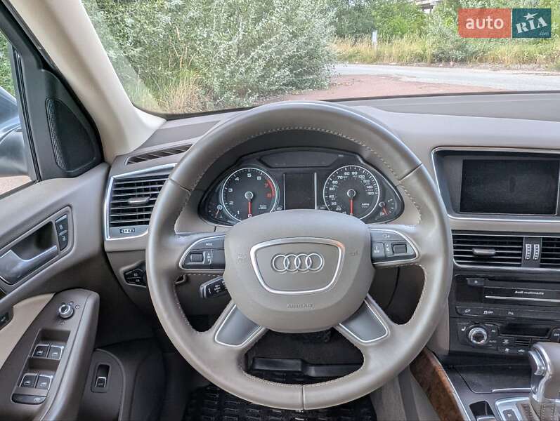 Внедорожник / Кроссовер Audi Q5 2013 в Киеве