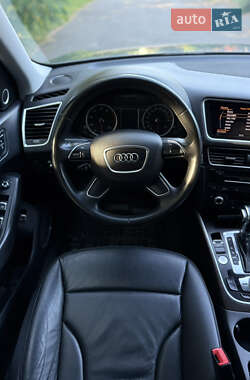 Внедорожник / Кроссовер Audi Q5 2015 в 