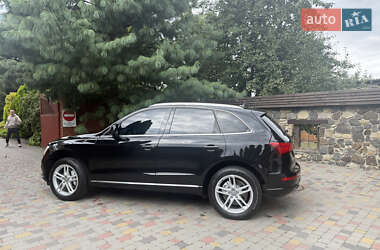 Внедорожник / Кроссовер Audi Q5 2015 в 