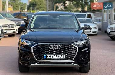 Внедорожник / Кроссовер Audi Q5 2021 в 