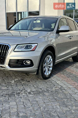 Внедорожник / Кроссовер Audi Q5 2016 в 