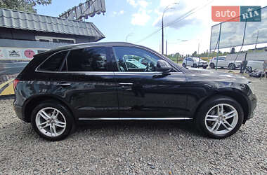 Внедорожник / Кроссовер Audi Q5 2016 в 