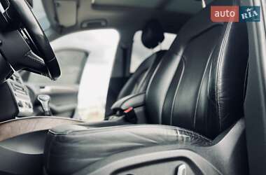Внедорожник / Кроссовер Audi Q5 2016 в 