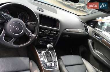Внедорожник / Кроссовер Audi Q5 2015 в 