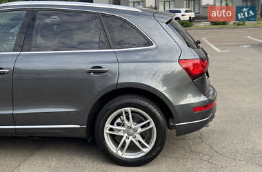 Внедорожник / Кроссовер Audi Q5 2015 в 