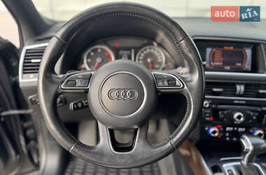 Внедорожник / Кроссовер Audi Q5 2015 в 
