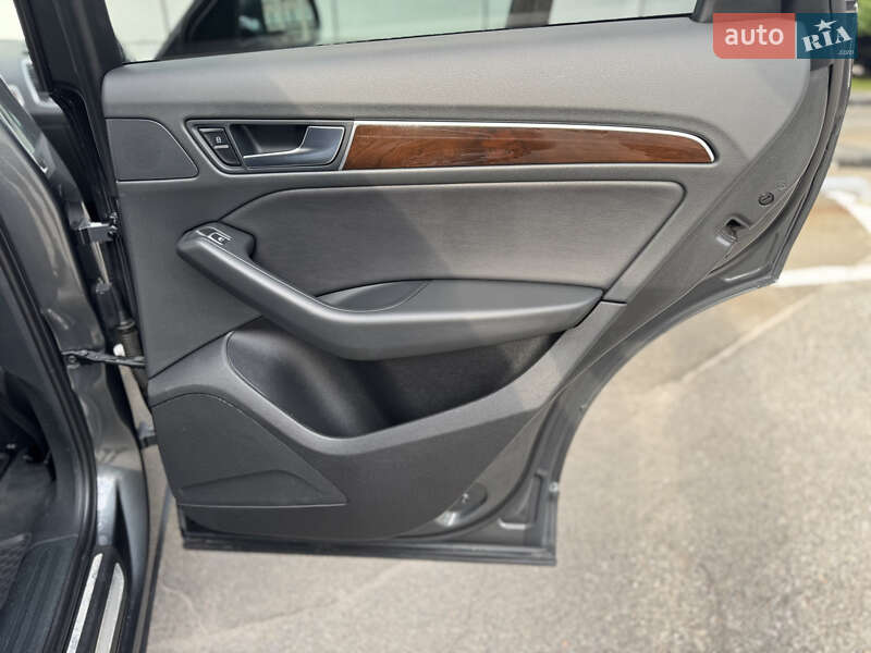 Внедорожник / Кроссовер Audi Q5 2015 в Белой Церкви