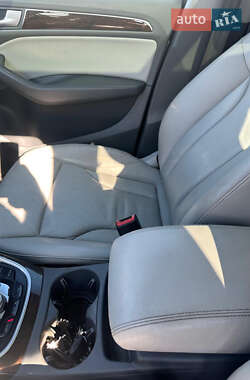 Внедорожник / Кроссовер Audi Q5 2013 в 