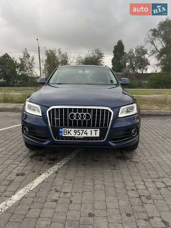 Позашляховик / Кросовер Audi Q5 2016 в Дніпрі