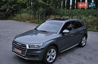 Позашляховик / Кросовер Audi Q5 2017 в Луцьку