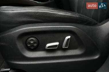 Внедорожник / Кроссовер Audi Q5 2015 в 