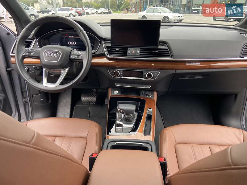 Внедорожник / Кроссовер Audi Q5 2022 в Киеве