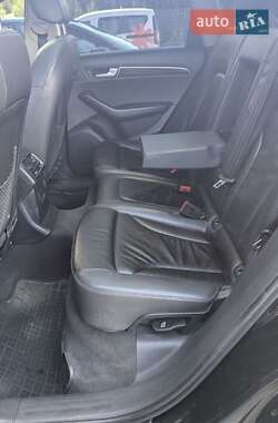 Внедорожник / Кроссовер Audi Q5 2010 в 