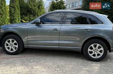 Позашляховик / Кросовер Audi Q5 2011 в 