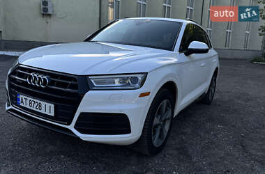 Внедорожник / Кроссовер Audi Q5 2020 в 