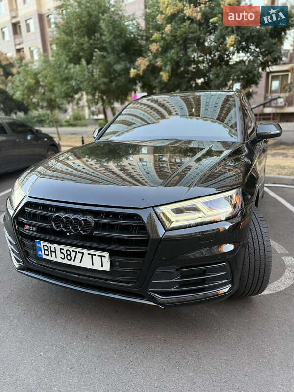 Внедорожник / Кроссовер Audi Q5 2017 в Одессе