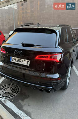 Внедорожник / Кроссовер Audi Q5 2017 в 