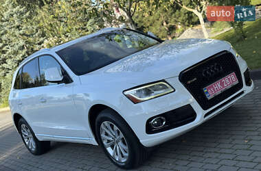 Внедорожник / Кроссовер Audi Q5 2015 в 