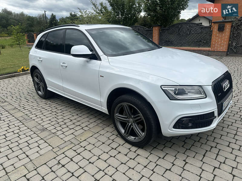 Позашляховик / Кросовер Audi Q5 2015 в Калуші