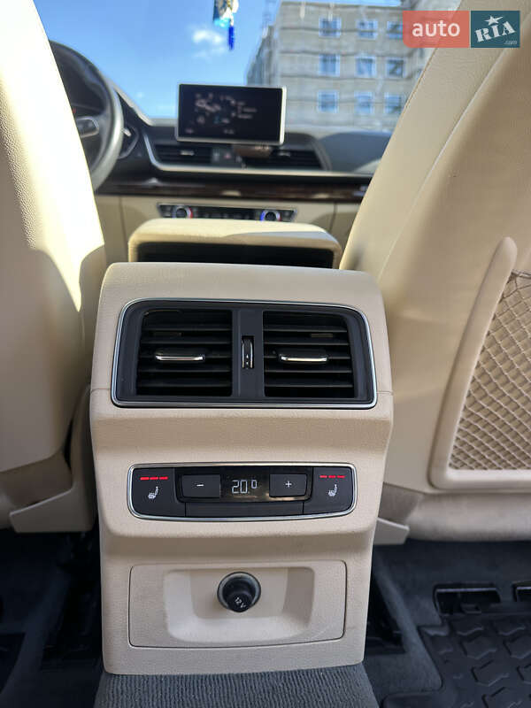 Внедорожник / Кроссовер Audi Q5 2018 в Львове