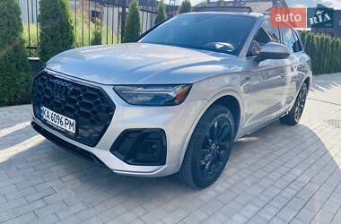 Внедорожник / Кроссовер Audi Q5 2022 в 