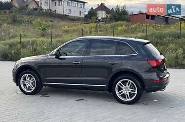 Внедорожник / Кроссовер Audi Q5 2016 в 