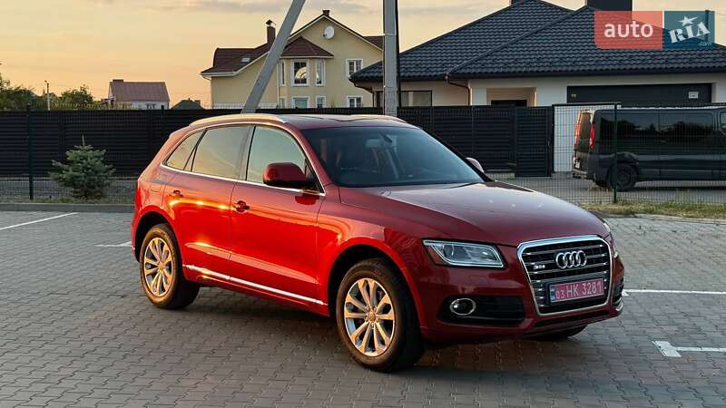 Внедорожник / Кроссовер Audi Q5 2014 в 