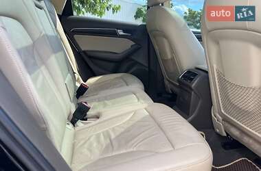 Внедорожник / Кроссовер Audi Q5 2015 в 