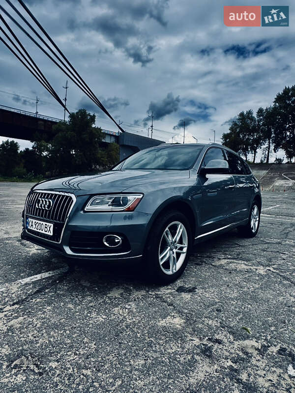 Внедорожник / Кроссовер Audi Q5 2016 в 