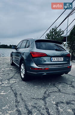 Внедорожник / Кроссовер Audi Q5 2016 в 
