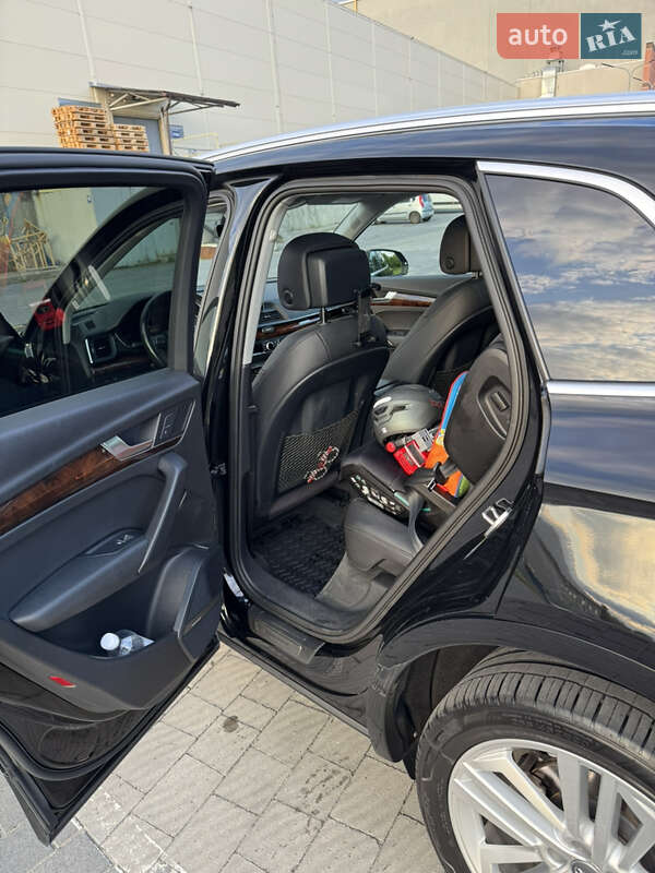 Внедорожник / Кроссовер Audi Q5 2016 в Львове